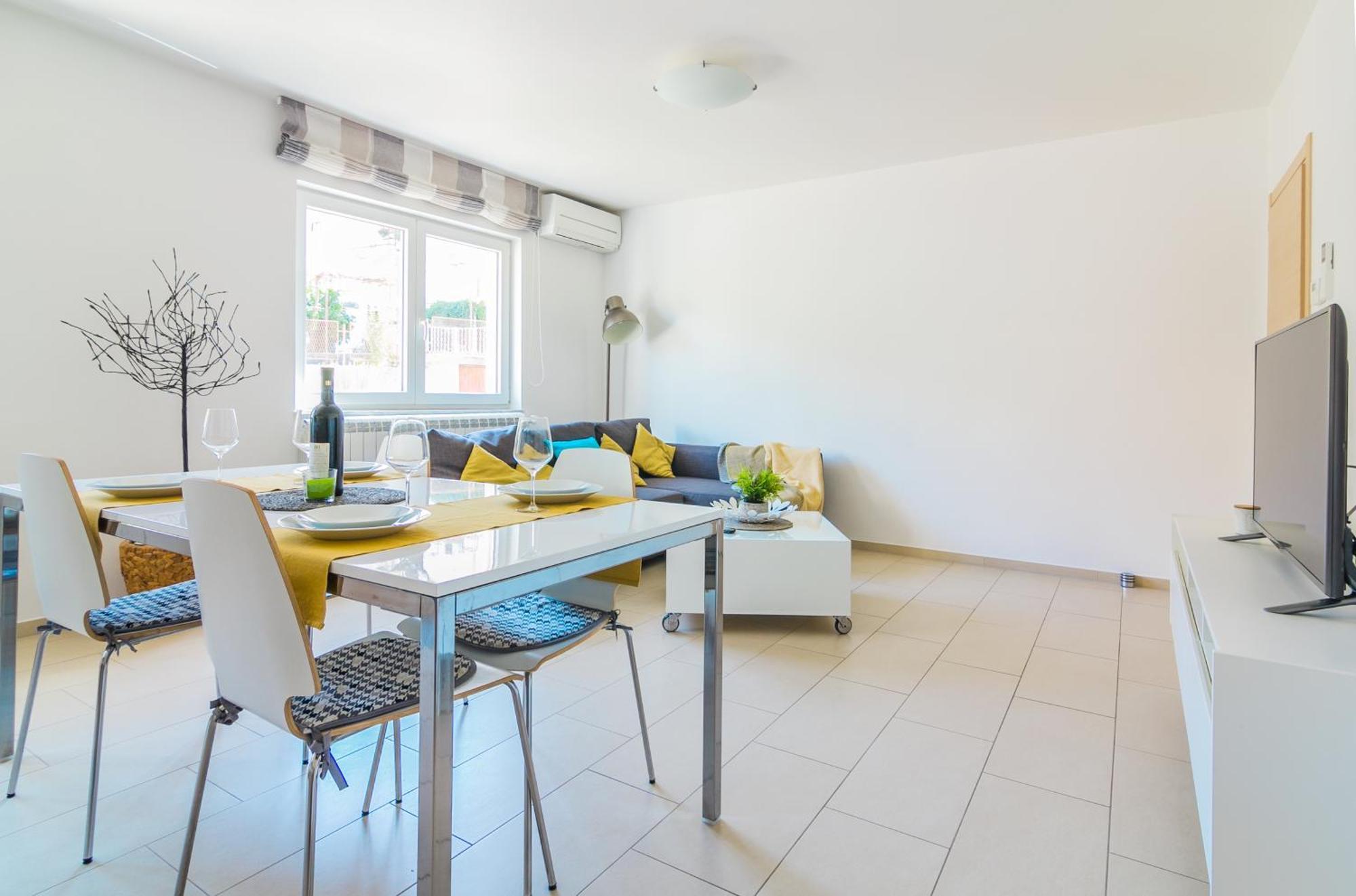 Apartments Nicole Pula Phòng bức ảnh