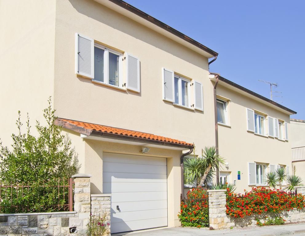 Apartments Nicole Pula Ngoại thất bức ảnh