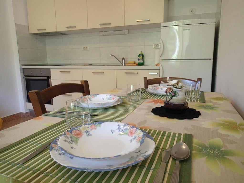 Apartments Nicole Pula Ngoại thất bức ảnh